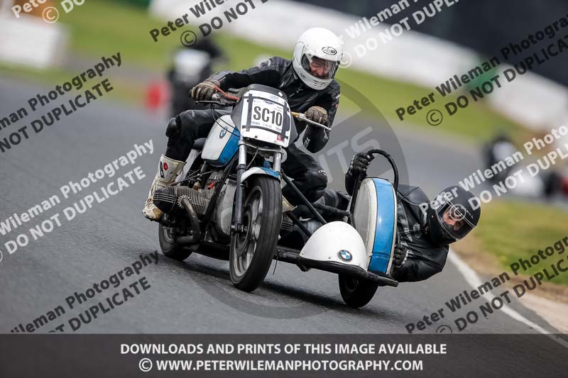 Vintage motorcycle club;eventdigitalimages;mallory park;mallory park trackday photographs;no limits trackdays;peter wileman photography;trackday digital images;trackday photos;vmcc festival 1000 bikes photographs